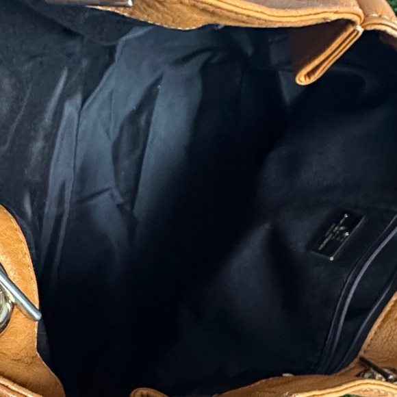 Carolina Herrera Embossed Camel Shoulder Bag - Picture 7 of 10